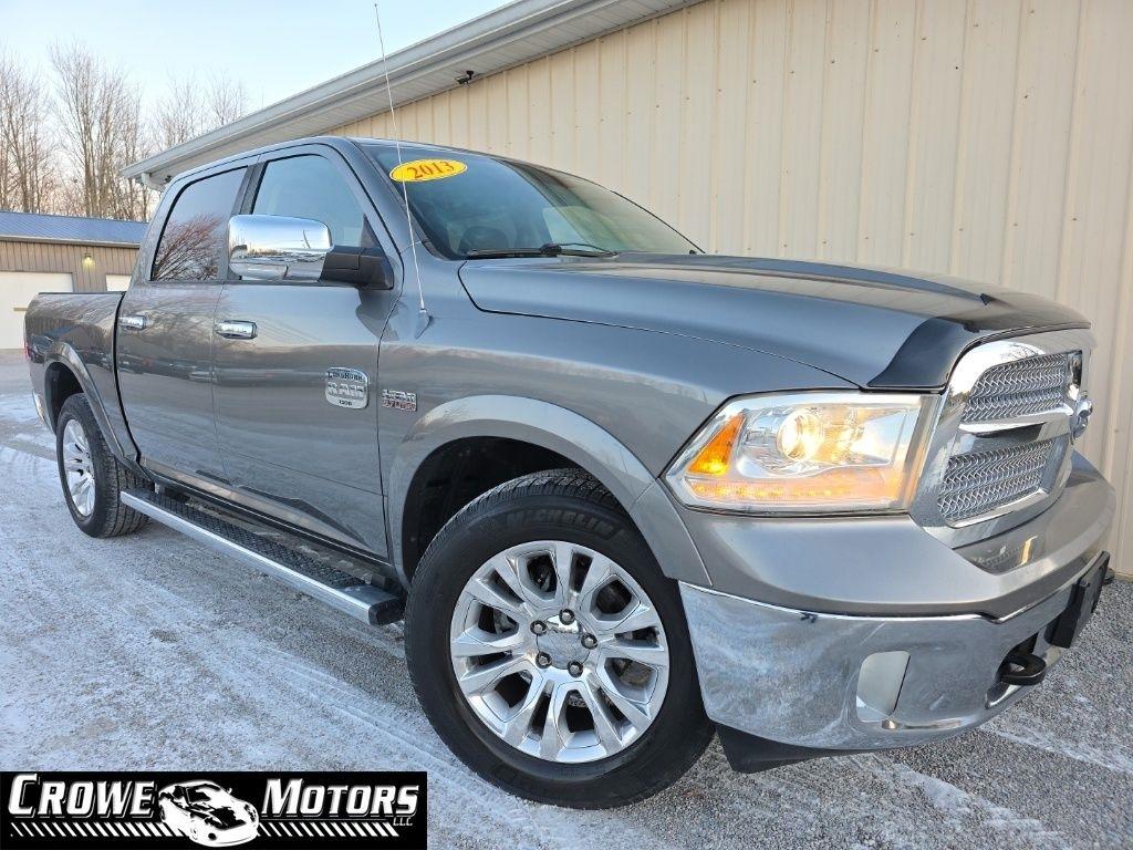 RAM 1500 4WD Crew Cab 140.5" Laramie Longhorn 2013
