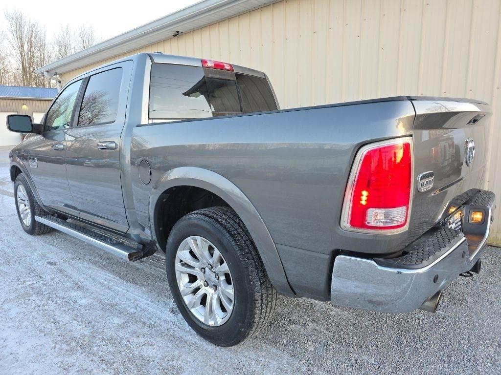 RAM 1500 4WD Crew Cab 140.5" Laramie Longhorn 2013