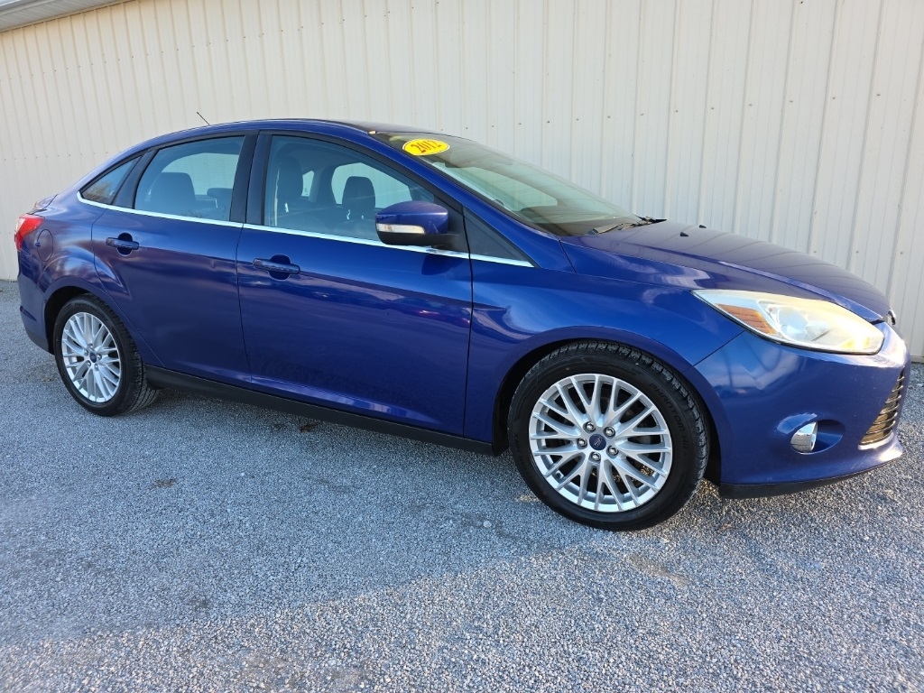 Ford Focus 4dr Sdn SEL 2012