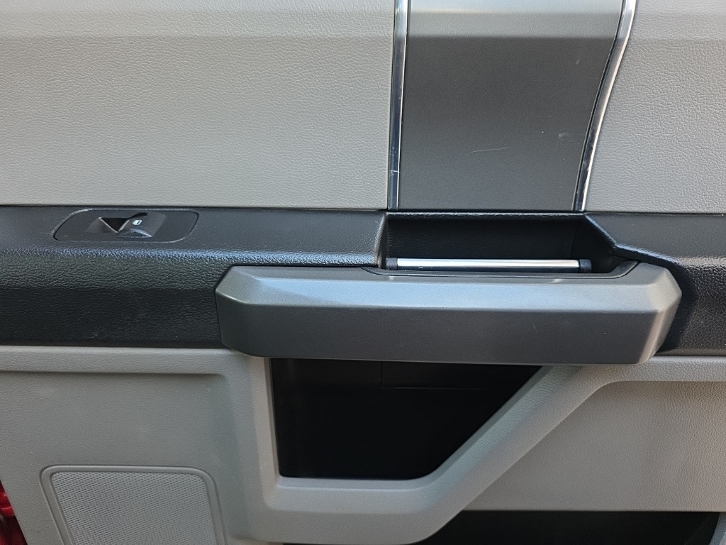 Ford F-150 4WD SuperCrew 145" King Ranch 2016