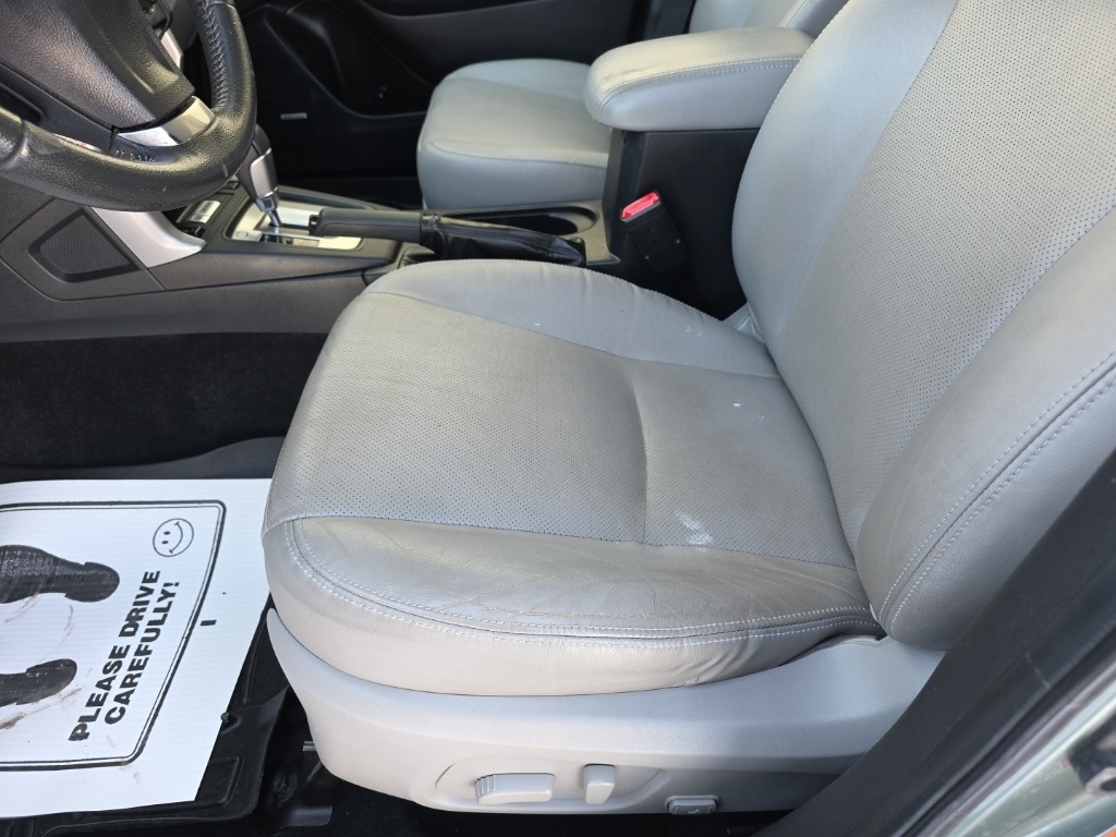 Subaru Forester 4dr CVT 2.5i Limited PZEV 2015