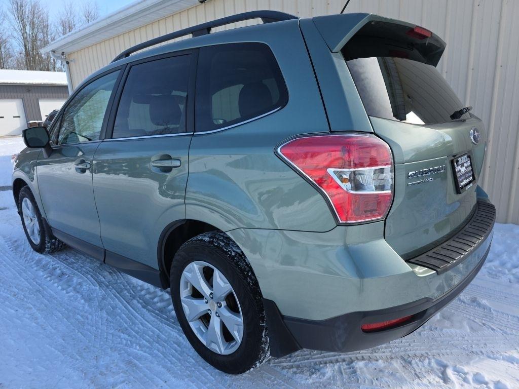 Subaru Forester 4dr CVT 2.5i Limited PZEV 2015