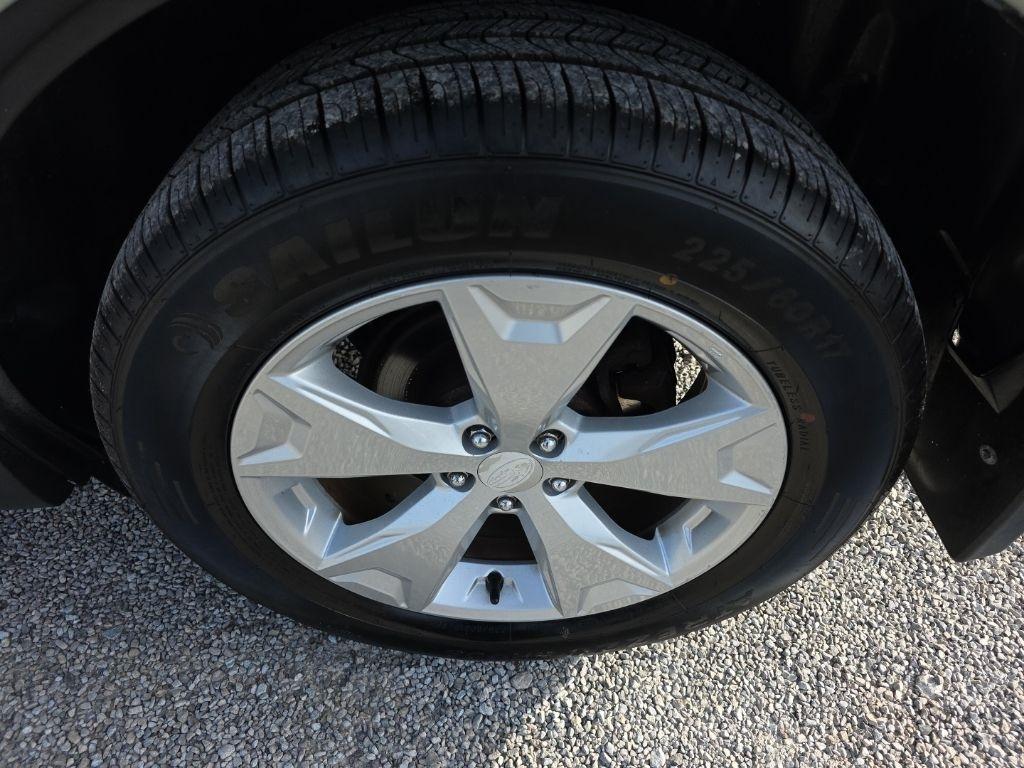 Subaru Forester 4dr CVT 2.5i Limited PZEV 2015