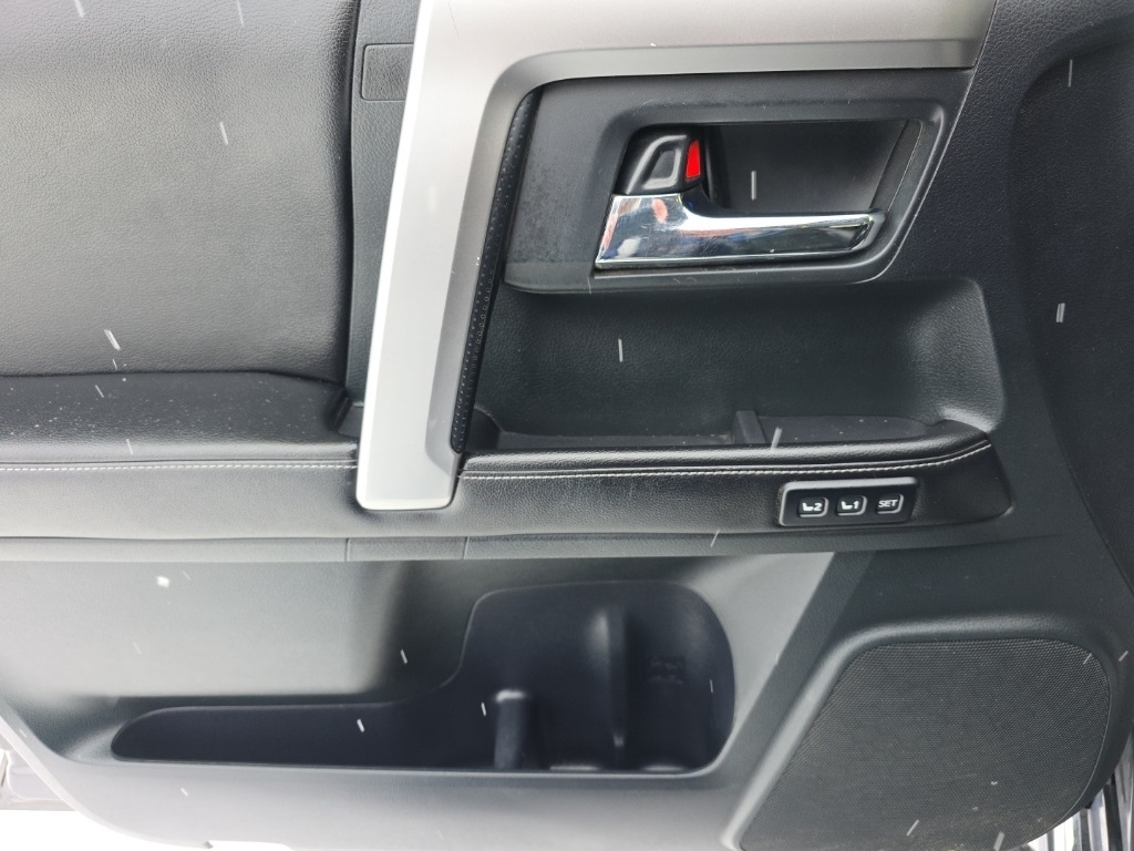 Toyota 4Runner 4WD 4dr V6 Trail Premium (Natl) 2015