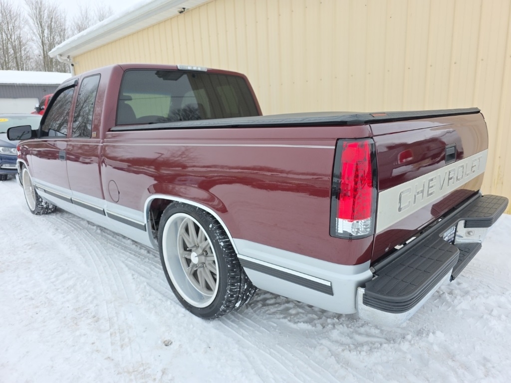Chevrolet C/K 1500 Ext Cab 141.5" WB 1997