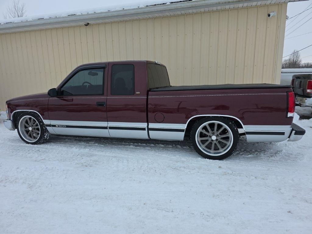 Chevrolet C/K 1500 Ext Cab 141.5" WB 1997
