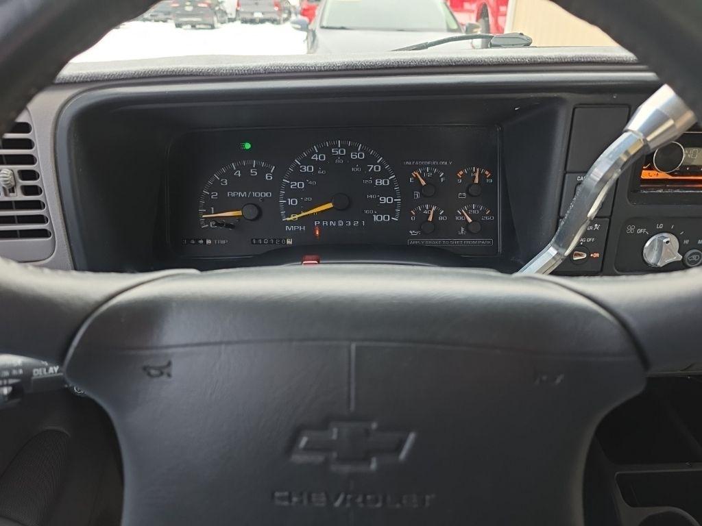 Chevrolet C/K 1500 Ext Cab 141.5" WB 1997