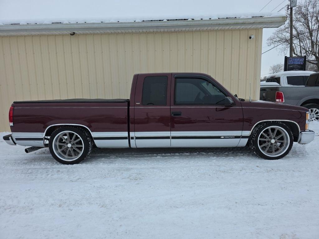 Chevrolet C/K 1500 Ext Cab 141.5" WB 1997