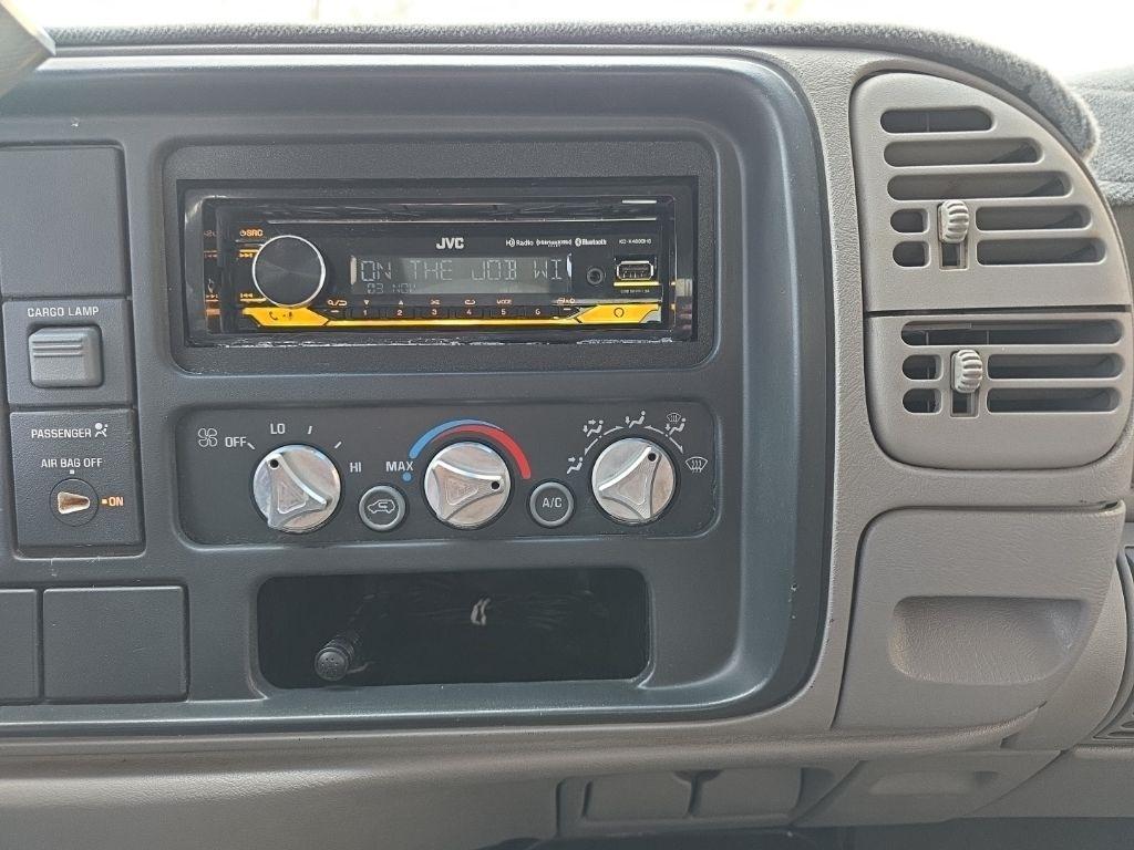 Chevrolet C/K 1500 Ext Cab 141.5" WB 1997