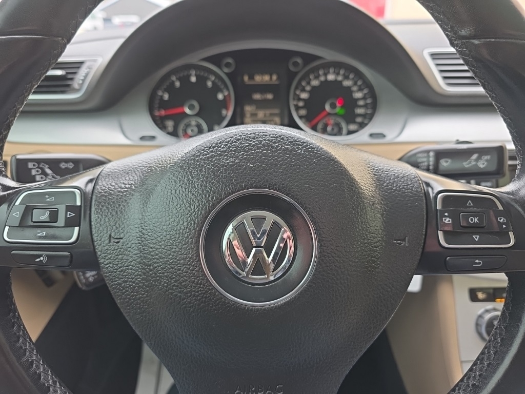 Volkswagen CC 4dr Sdn Sport Plus 2013