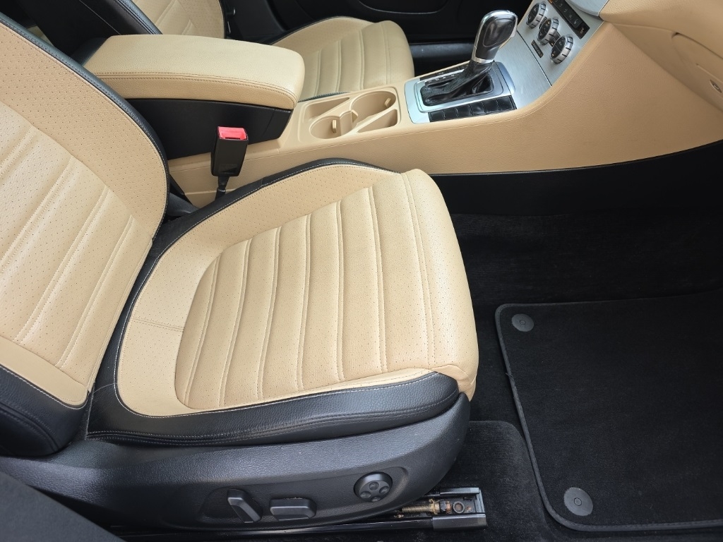 Volkswagen CC 4dr Sdn Sport Plus 2013