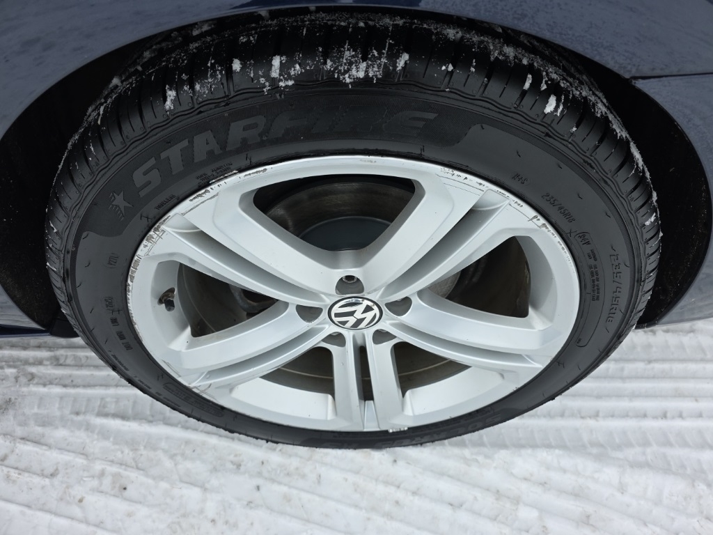 Volkswagen CC 4dr Sdn Sport Plus 2013