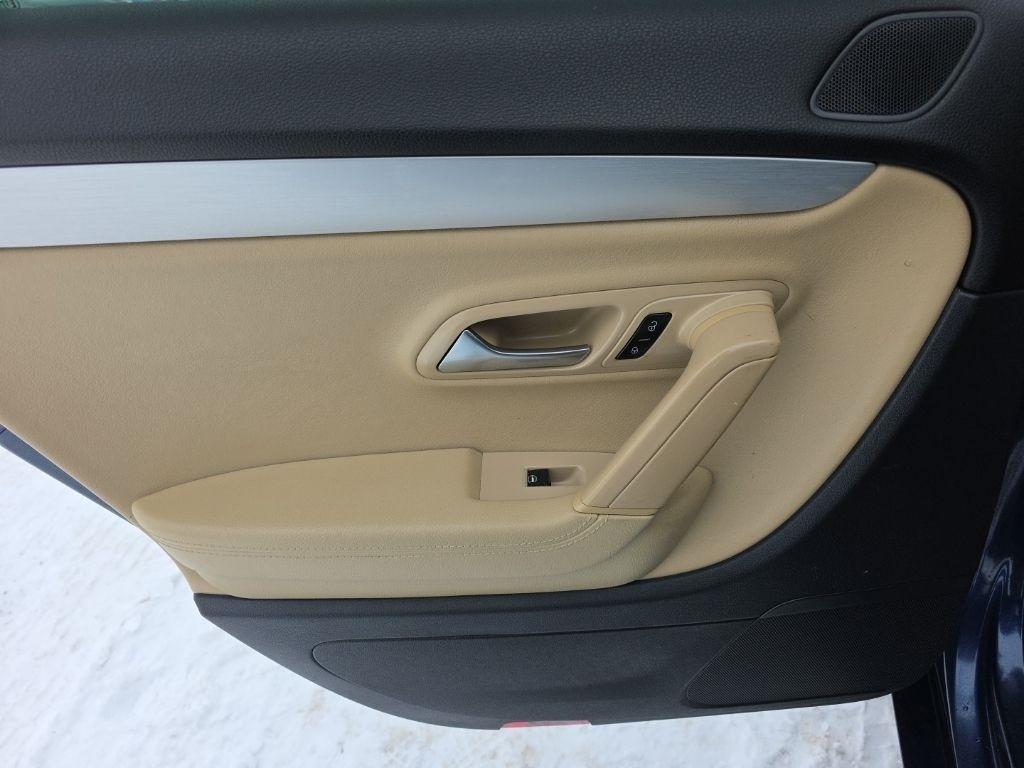 Volkswagen CC 4dr Sdn Sport Plus 2013