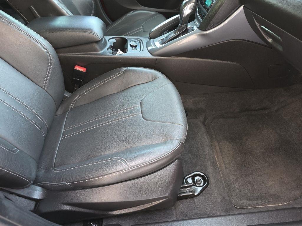 Ford Focus 5dr HB Titanium 2013