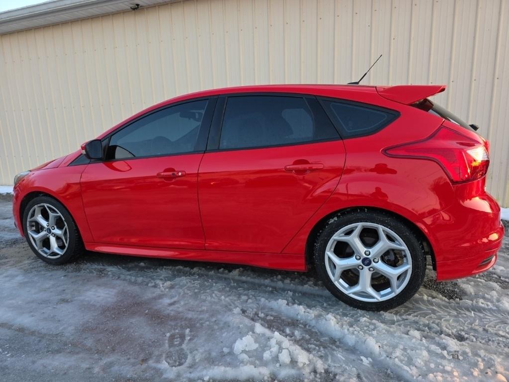 Ford Focus 5dr HB ST 2014