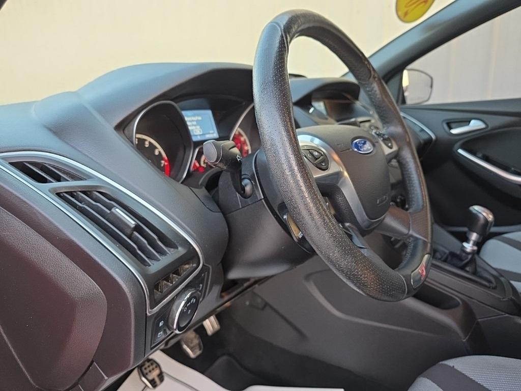 Ford Focus 5dr HB ST 2014