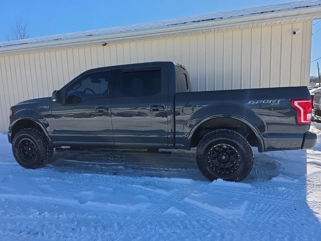 Ford F-150 4WD SuperCrew 145" Lariat 2016