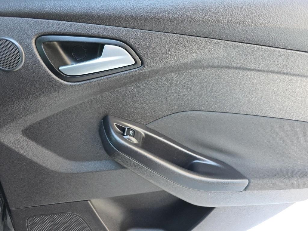 Ford Focus 5dr HB Titanium 2013