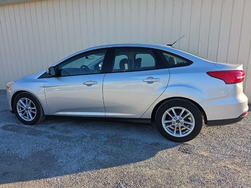 Ford Focus SE Sedan 2017