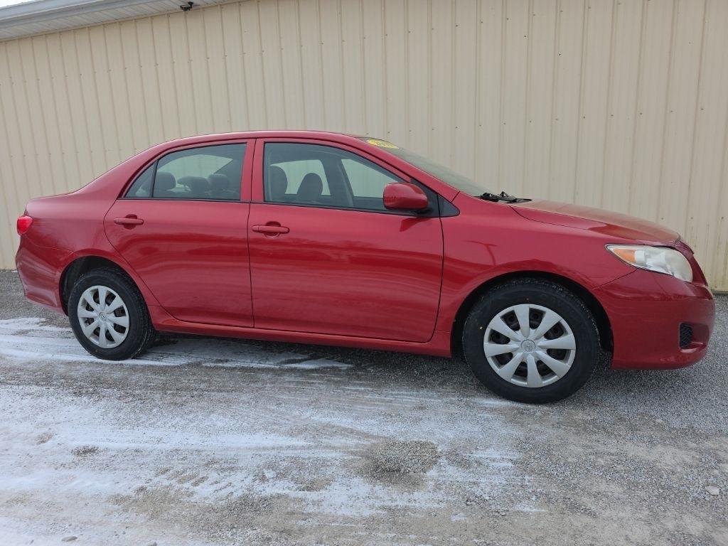 Toyota Corolla 4dr Sdn LE Auto 2009