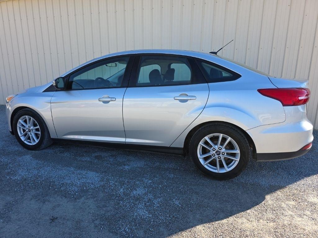 Ford Focus SE Sedan 2017