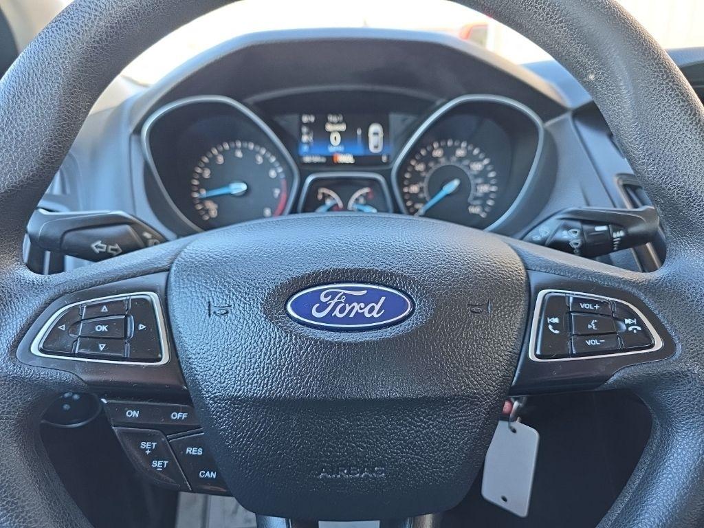 Ford Focus SE Sedan 2017