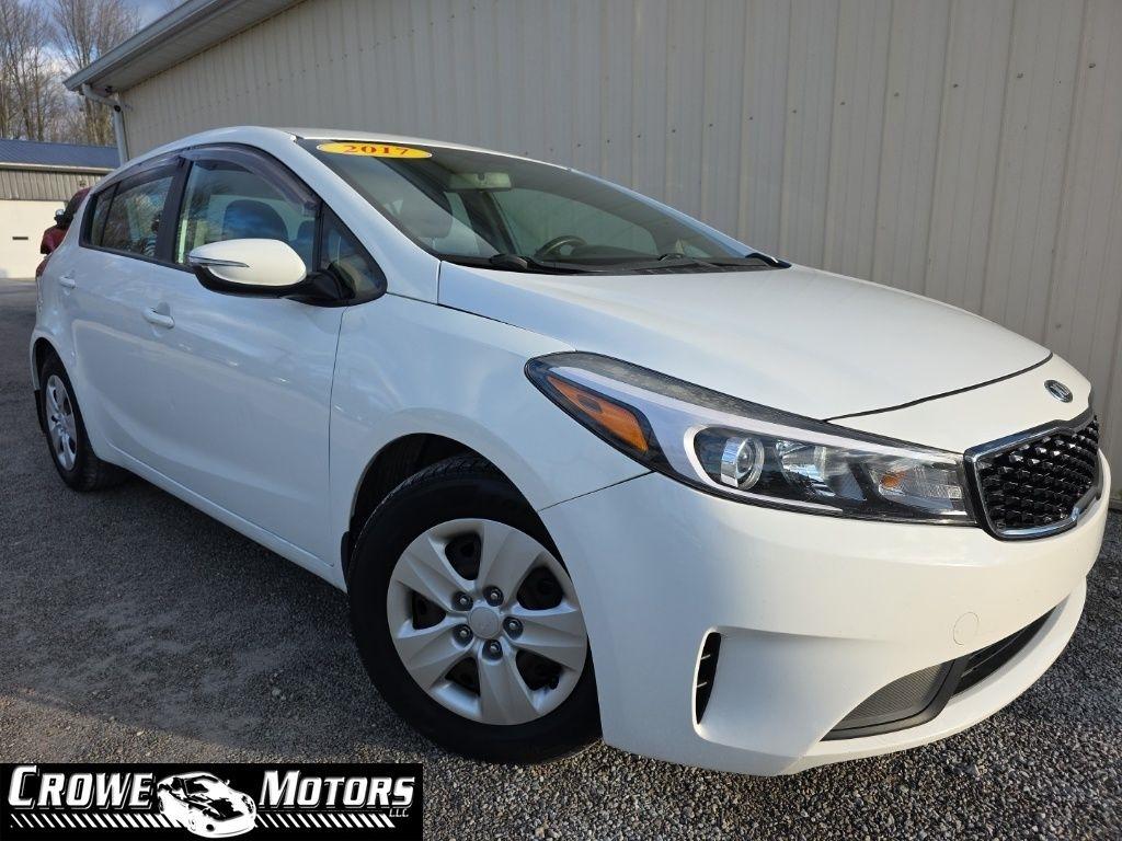2017 Kia Forte5 LX Auto