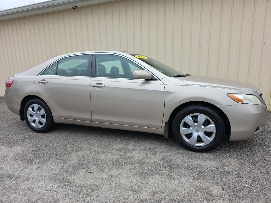 Toyota Camry 4dr Sdn I4 Man (Natl) 2009