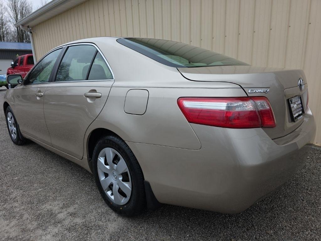 Toyota Camry 4dr Sdn I4 Man (Natl) 2009