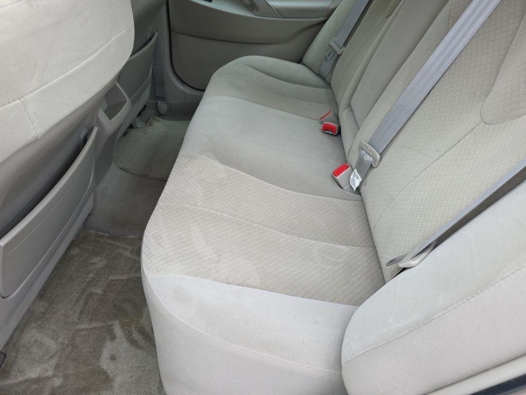 Toyota Camry 4dr Sdn I4 Man (Natl) 2009