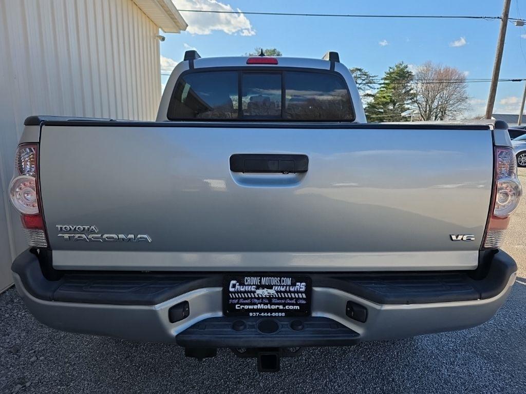 Toyota Tacoma 4WD Double Cab V6 AT (Natl) 2015