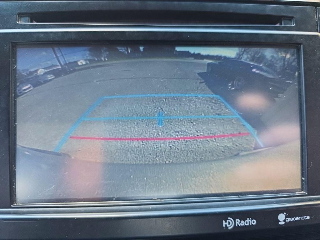 Toyota Tacoma 4WD Double Cab V6 AT (Natl) 2015