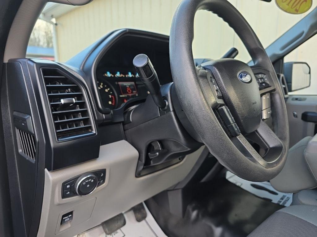 Ford F-150 XLT 4WD Reg Cab 8' Box 2018