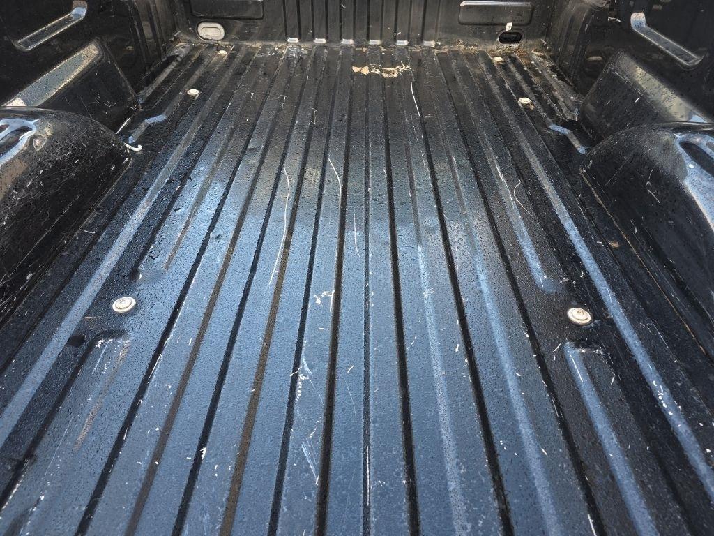 Ford F-150 XLT 4WD Reg Cab 8' Box 2018