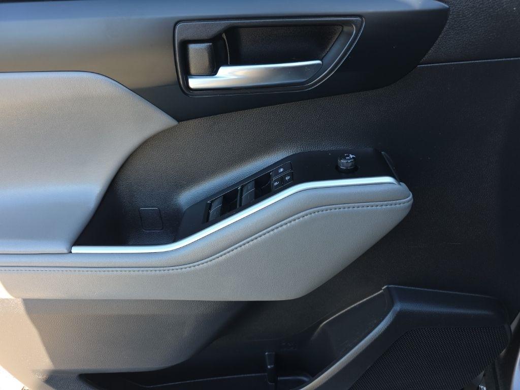 Toyota Highlander XLE AWD (Natl) 2022