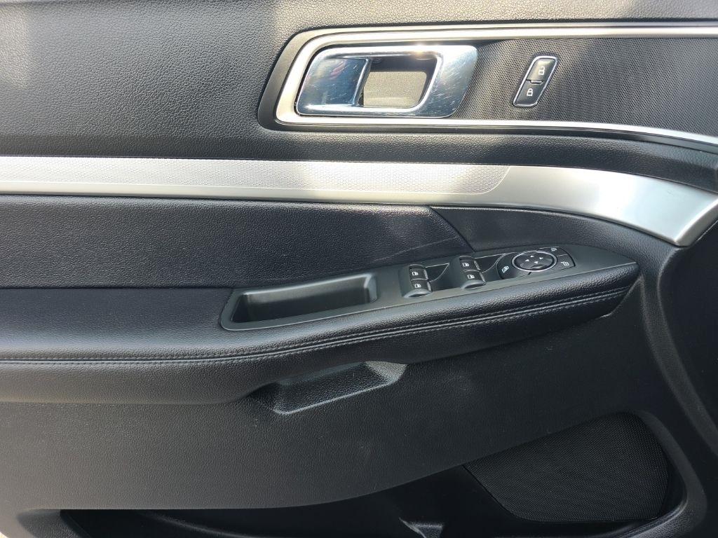 Ford Explorer 4WD 4dr XLT 2016