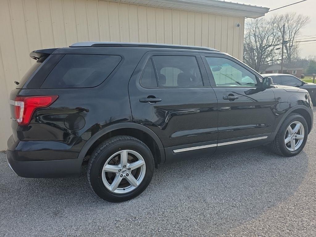 Ford Explorer 4WD 4dr XLT 2016