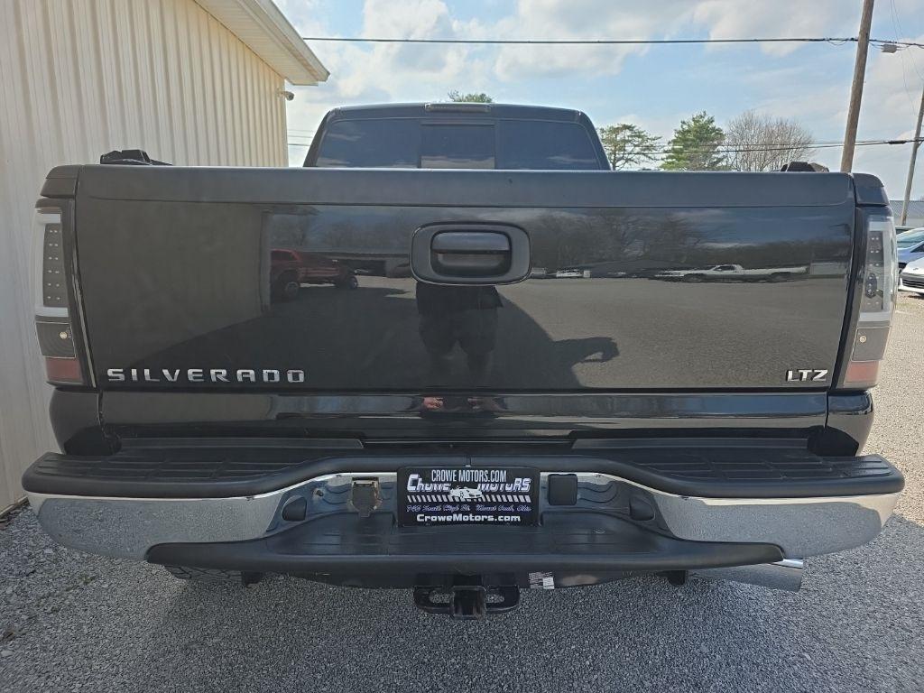 Chevrolet Silverado 2500HD Classic 4WD Crew Cab 153" LT1 2007