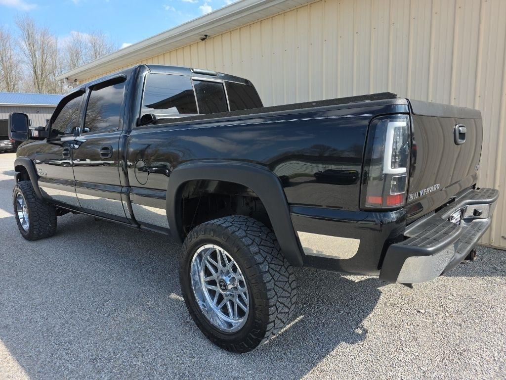 Chevrolet Silverado 2500HD Classic 4WD Crew Cab 153" LT1 2007