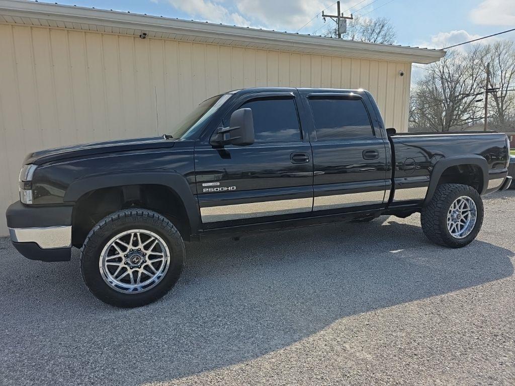 Chevrolet Silverado 2500HD Classic 4WD Crew Cab 153" LT1 2007
