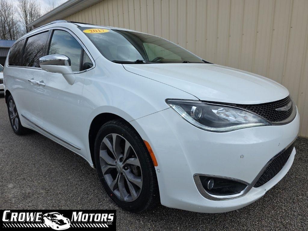 2017 Chrysler Pacifica Limited FWD