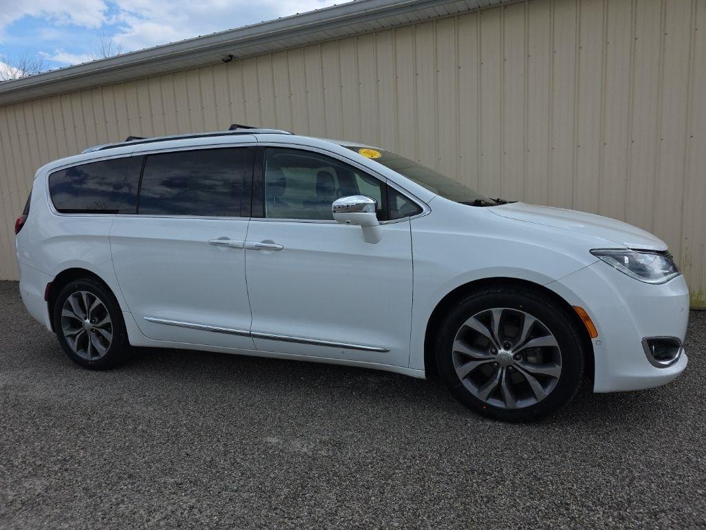 Chrysler Pacifica Limited FWD 2017