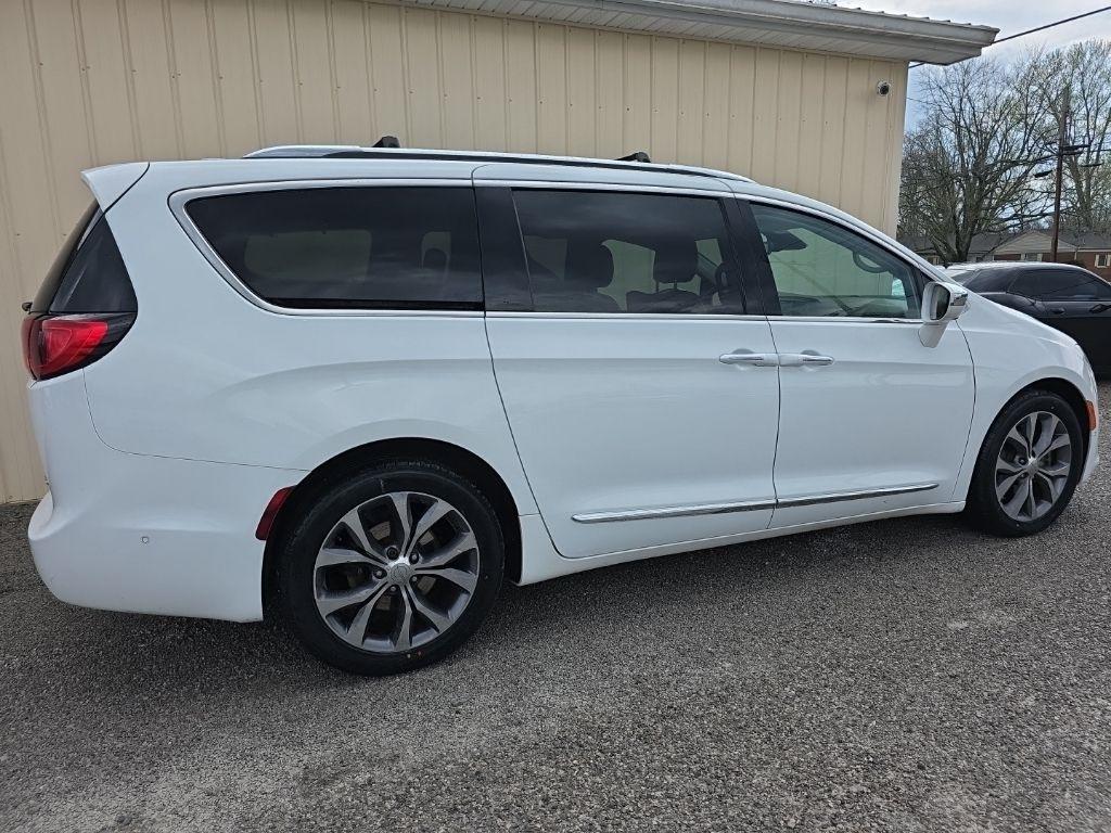 Chrysler Pacifica Limited FWD 2017