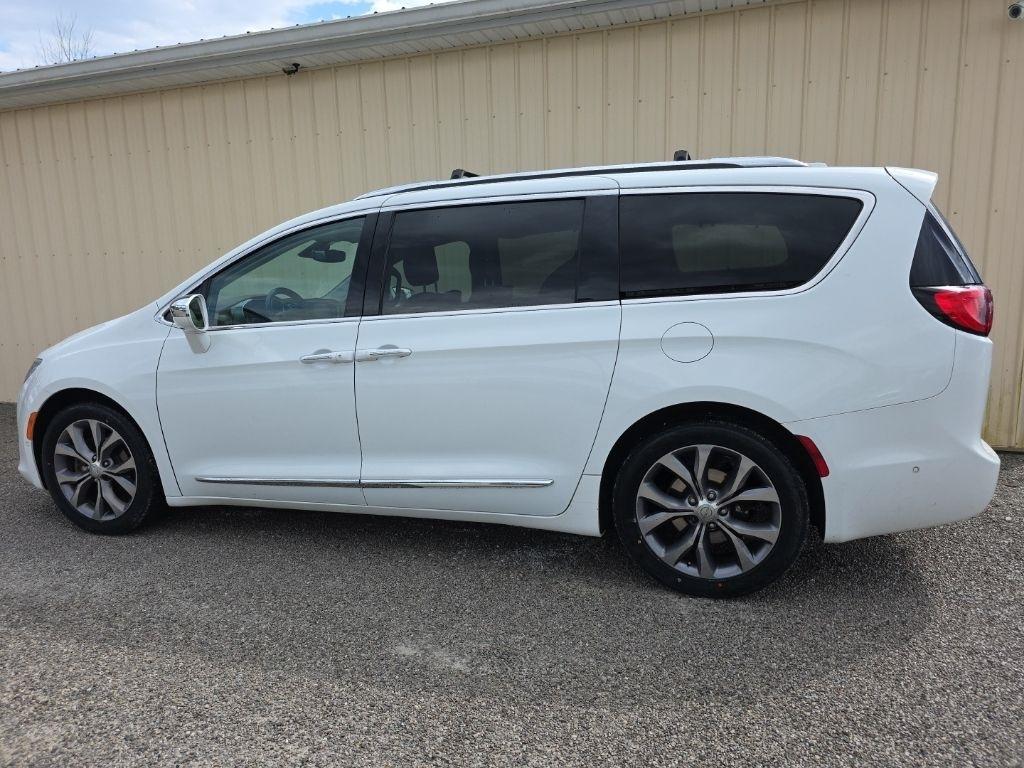 Chrysler Pacifica Limited FWD 2017