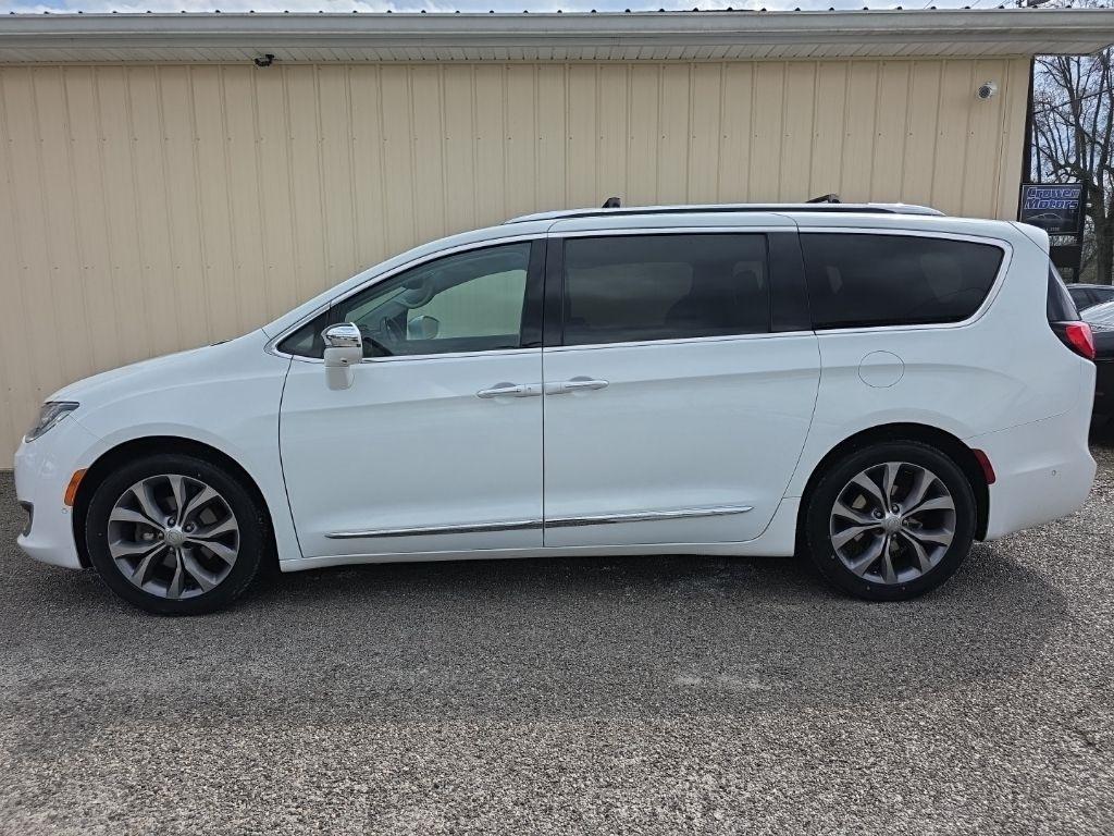 Chrysler Pacifica Limited FWD 2017