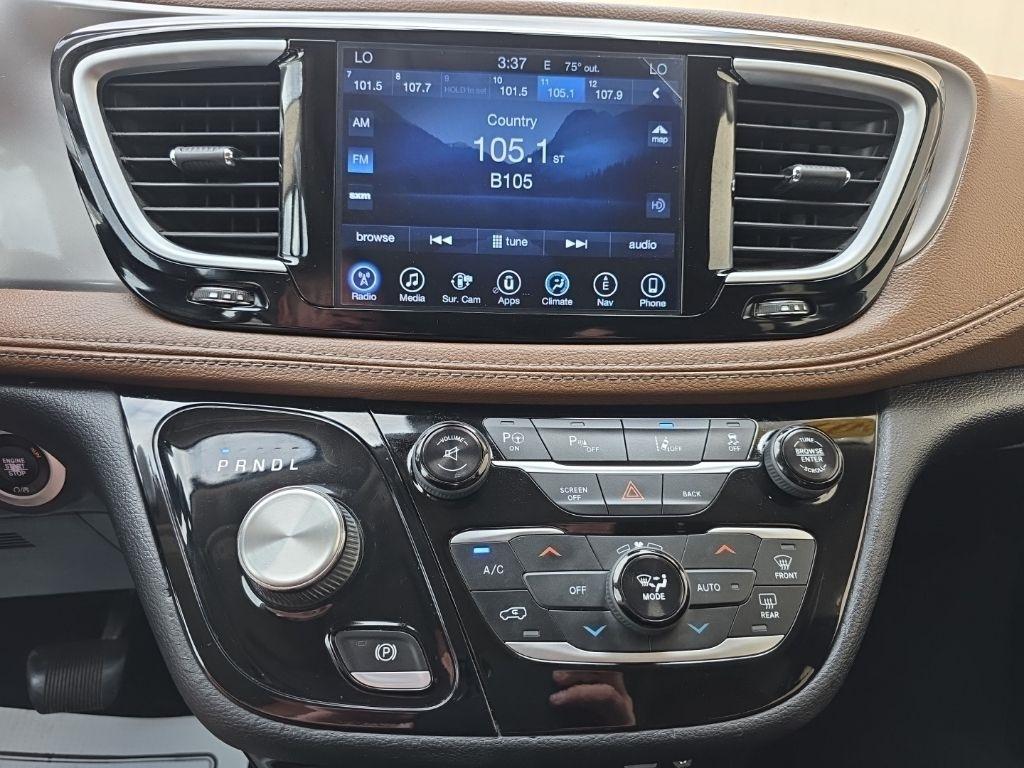 Chrysler Pacifica Limited FWD 2017