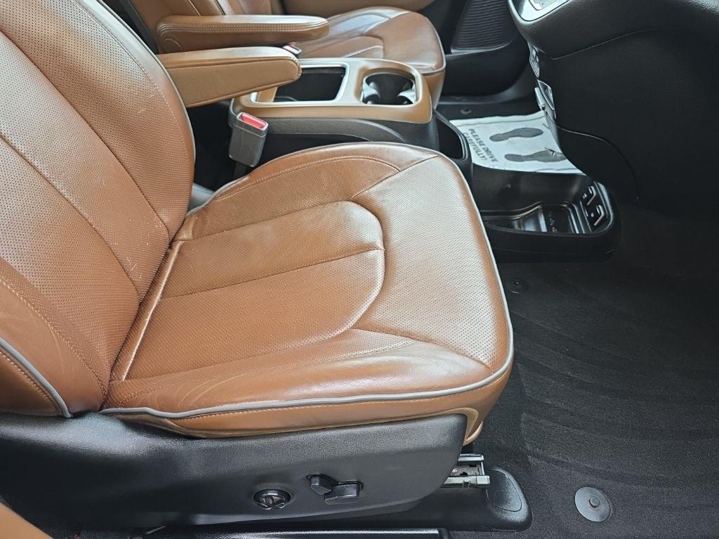 Chrysler Pacifica Limited FWD 2017