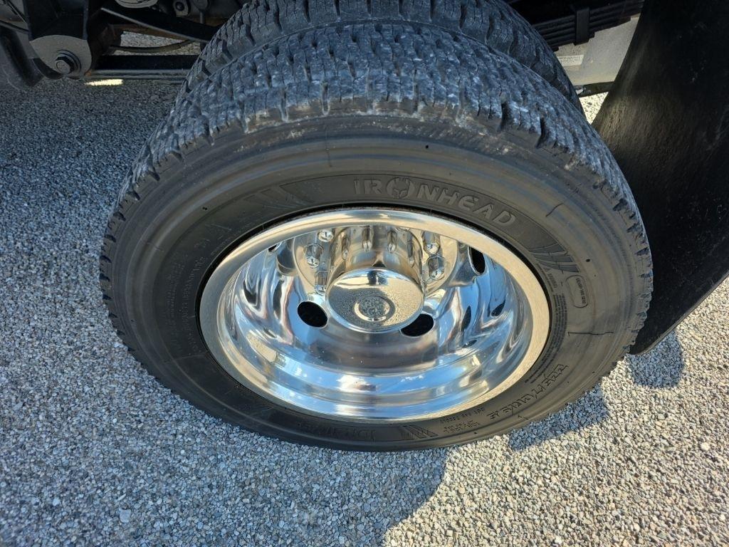 Ford Super Duty F-450 DRW XL 4WD Reg Cab 145" WB 60" CA 2016