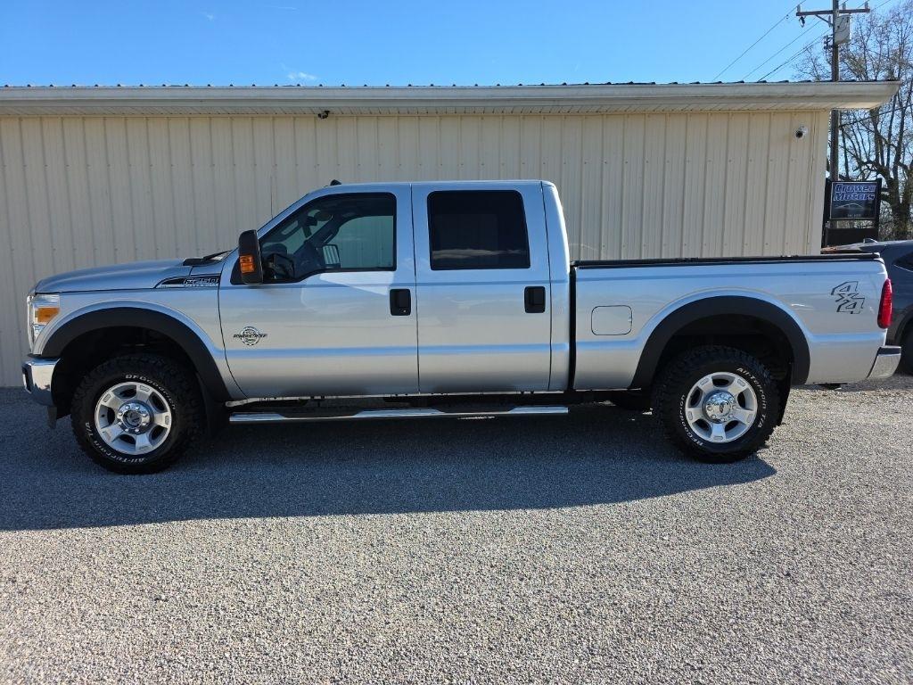 Ford F-250 SD XLT Crew Cab 4WD 2016
