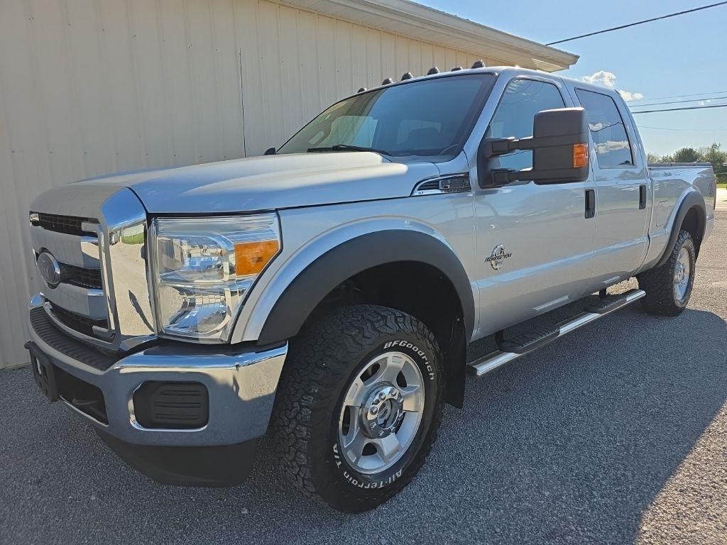 Ford F-250 SD XLT Crew Cab 4WD 2016